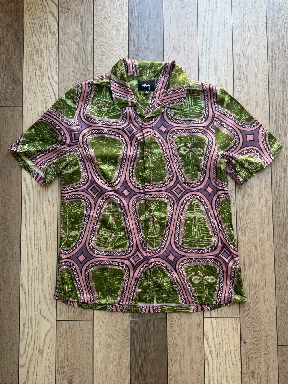 Stussy Men's Short-Sleeve Printed Camp Shirt - Olive & Pink M